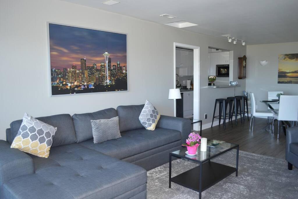 1-Bedroom Seaview Guesthouse On Seattle Luxury Estate With Views Of Olympic Mountains Luaran gambar